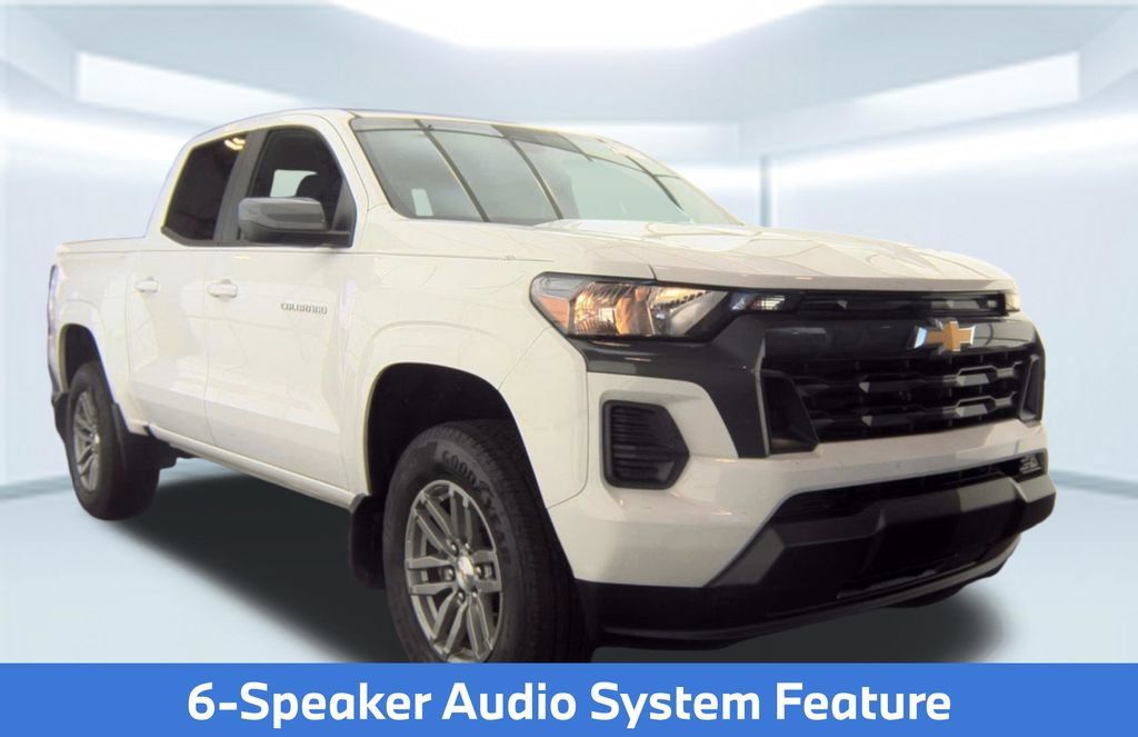 Used 2024 Chevrolet Colorado LT RWD image 5