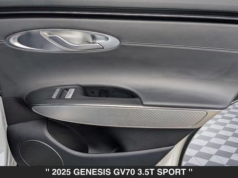 Used 2025 Genesis GV70 3.5T Sport AWD/4WD image 29