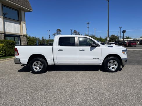 Used 2019 RAM 1500 Big Horn AWD/4WD image 2