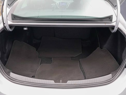 Used 2019 Chevrolet Malibu LT FWD image 24