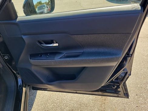 New 2026 Nissan Kicks SV image 32