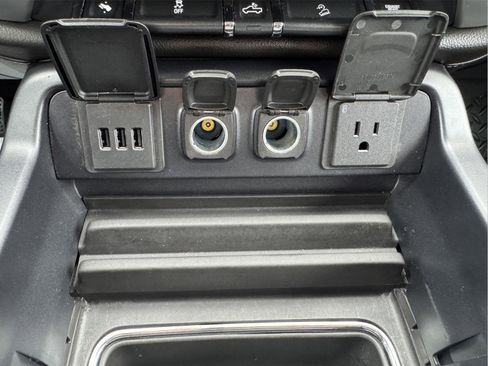 Used 2015 GMC Sierra 2500 SLT w/ Snow Plow Prep Package image 25