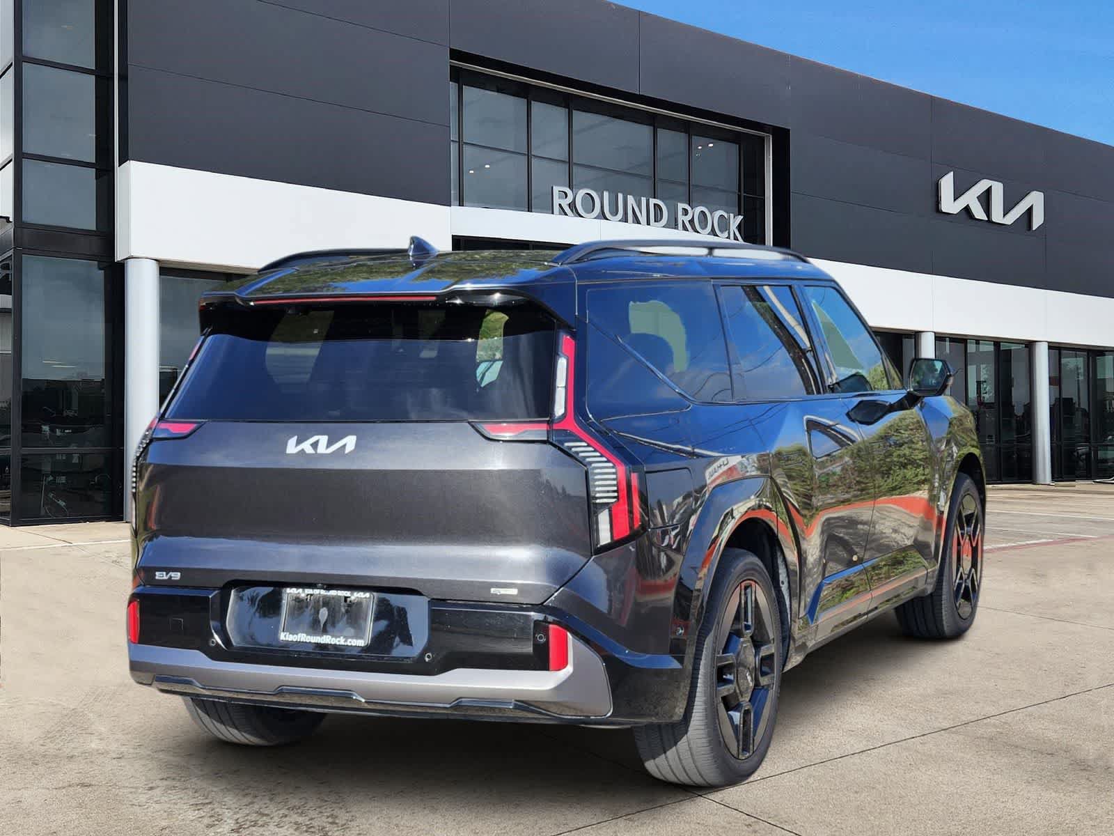 Certified 2024 Kia EV9 GT-Line AWD/4WD image 6