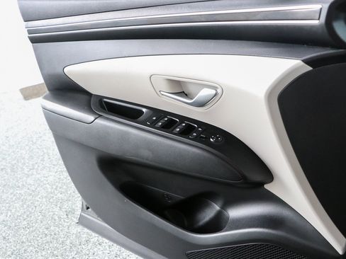 Used 2024 Hyundai Tucson SEL FWD image 21