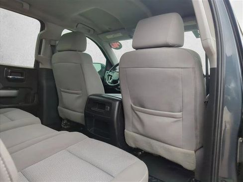 Used 2018 Chevrolet Silverado 1500 LT w/ All Star Edition image 17