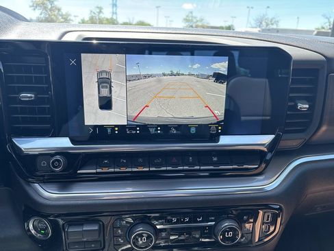 Used 2023 Chevrolet Silverado 1500 High Country AWD/4WD image 20