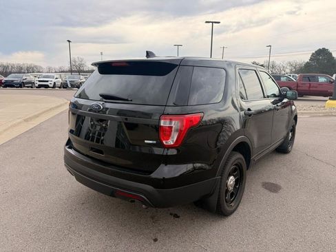 Used 2017 Ford Explorer 4WD Police Interceptor image 3
