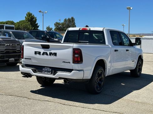 New 2026 RAM 1500 Big Horn w/ Night Edition AWD/4WD image 7