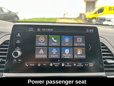 Used 2025 Honda Odyssey EX-L image 24
