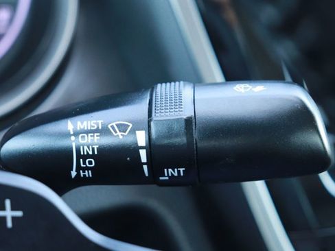 Used 2021 Toyota Camry SE w/ Carpet Mat Package (TMS) FWD image 23