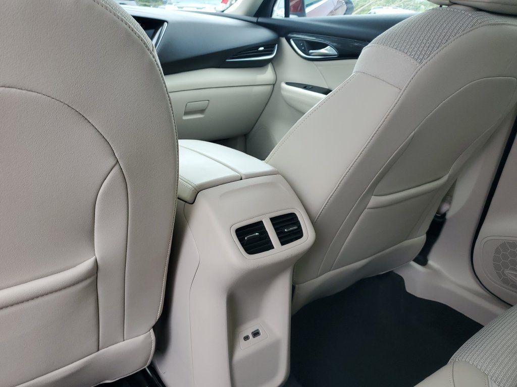 Certified 2021 Buick Envision Preferred FWD image 13