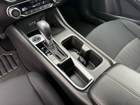 Certified 2022 Nissan Sentra SV w/ All-Weather Package image 22