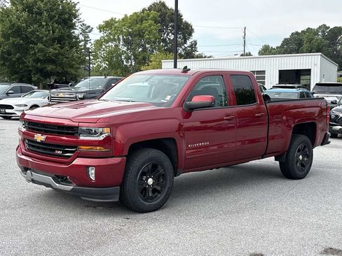 Used 2019 Chevrolet Silverado 1500 LT w/ All Star Edition AWD/4WD image 2