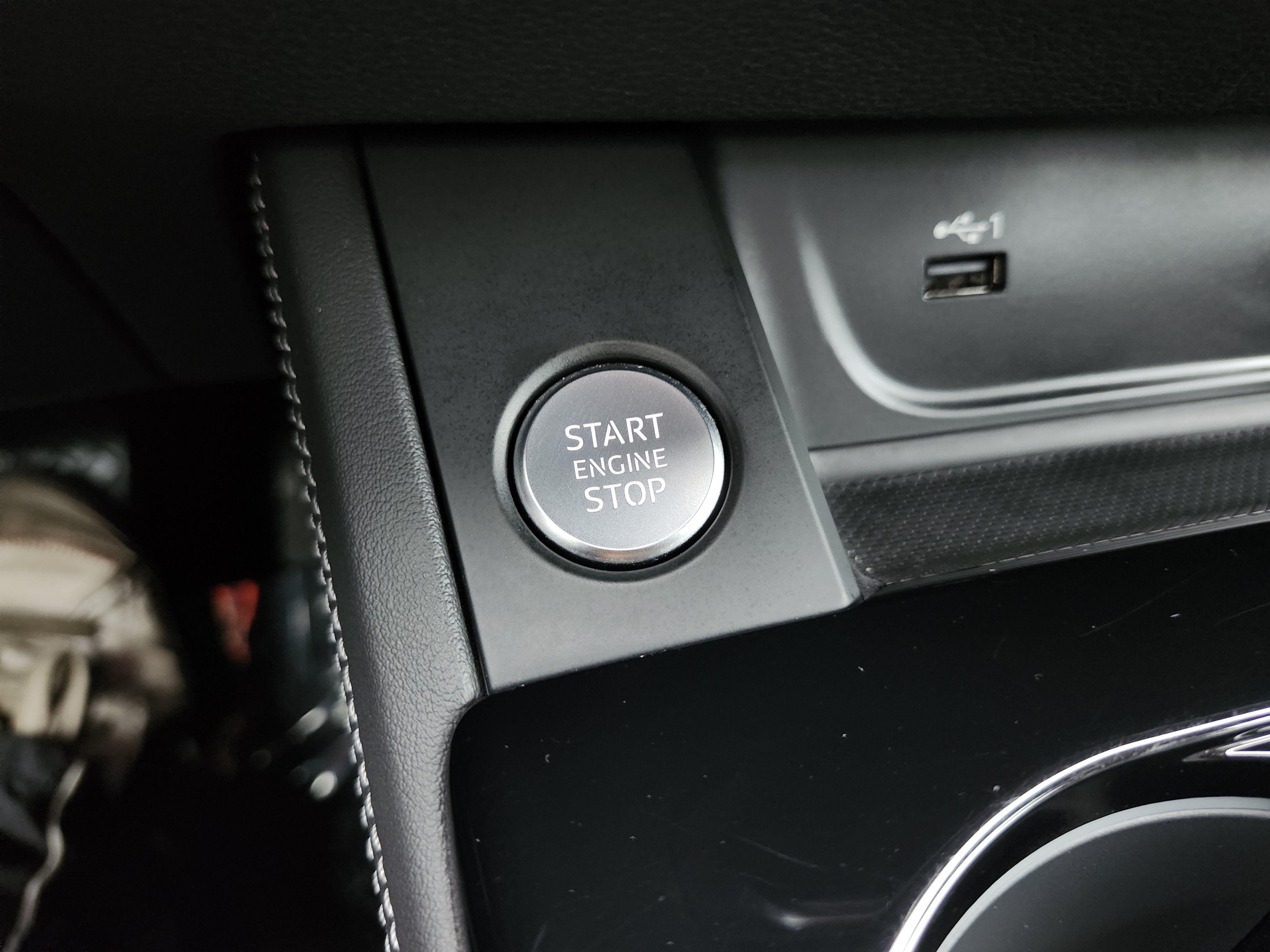 Used 2022 Audi A4 2.0T Premium Plus AWD/4WD image 8