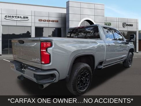 Used 2025 Chevrolet Silverado 3500 High Country w/ High Country Premium Package image 4