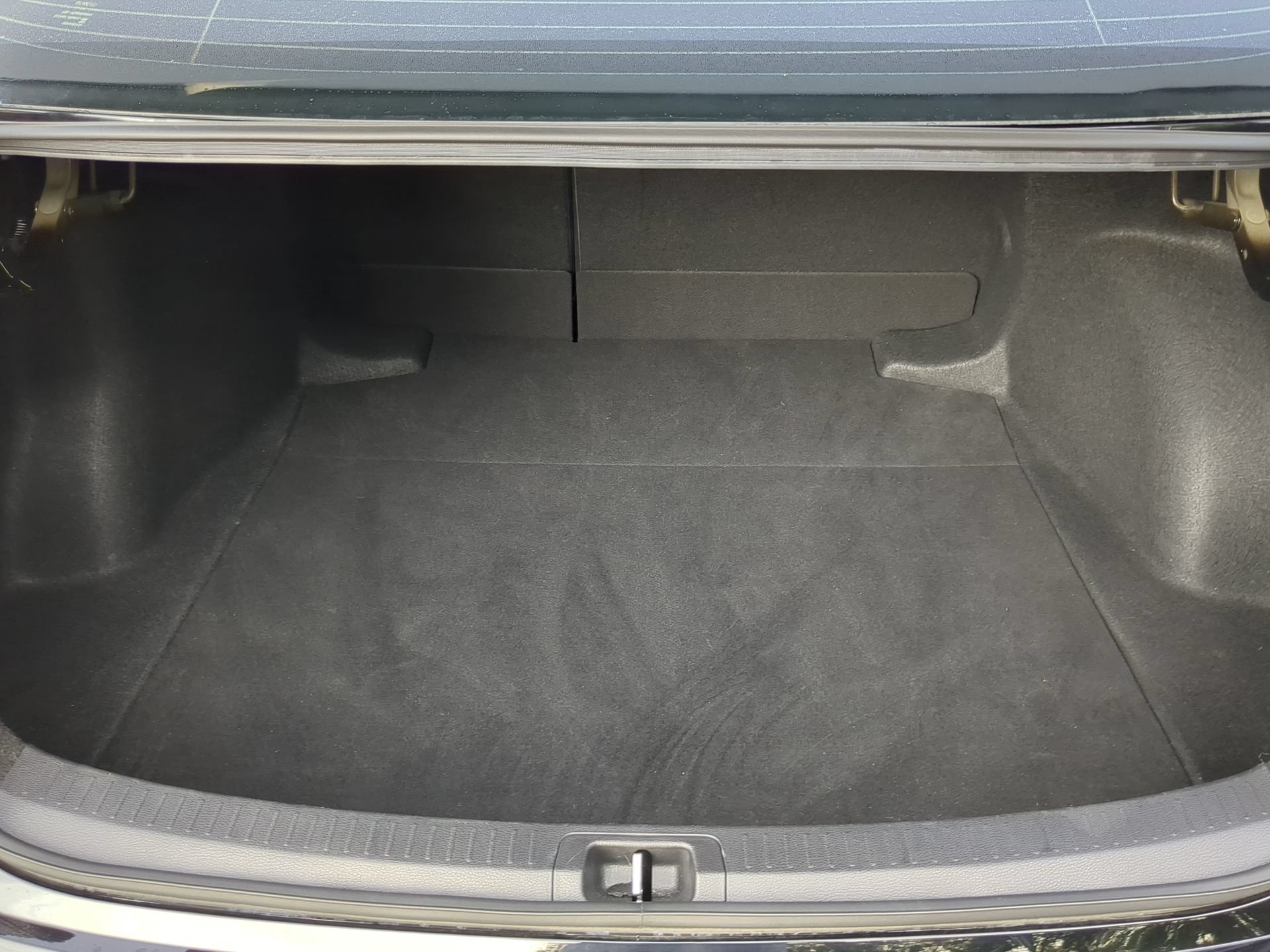 Used 2024 Toyota Corolla LE FWD image 46