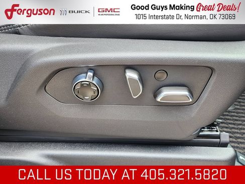 New 2026 GMC Yukon Denali Ultimate AWD/4WD image 49