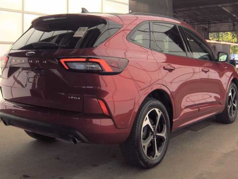 Used 2023 Ford Escape ST-Line Elite w/ Premium Technology Package AWD/4WD image 5