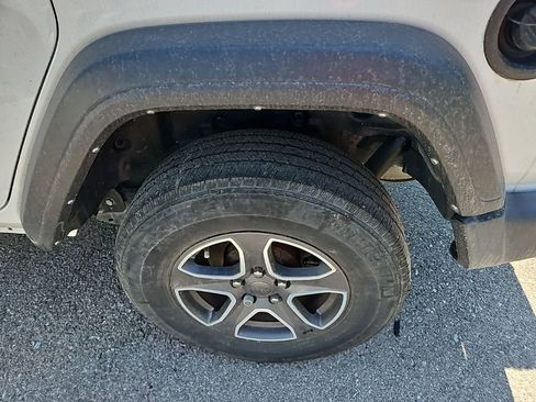 Used 2021 Jeep Wrangler Unlimited Sport image 12