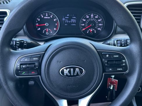 Used 2018 Kia Sportage LX AWD/4WD image 23