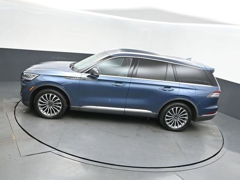 Used 2020 Lincoln Aviator Reserve w/ Class IV Trailer Tow Package image 34