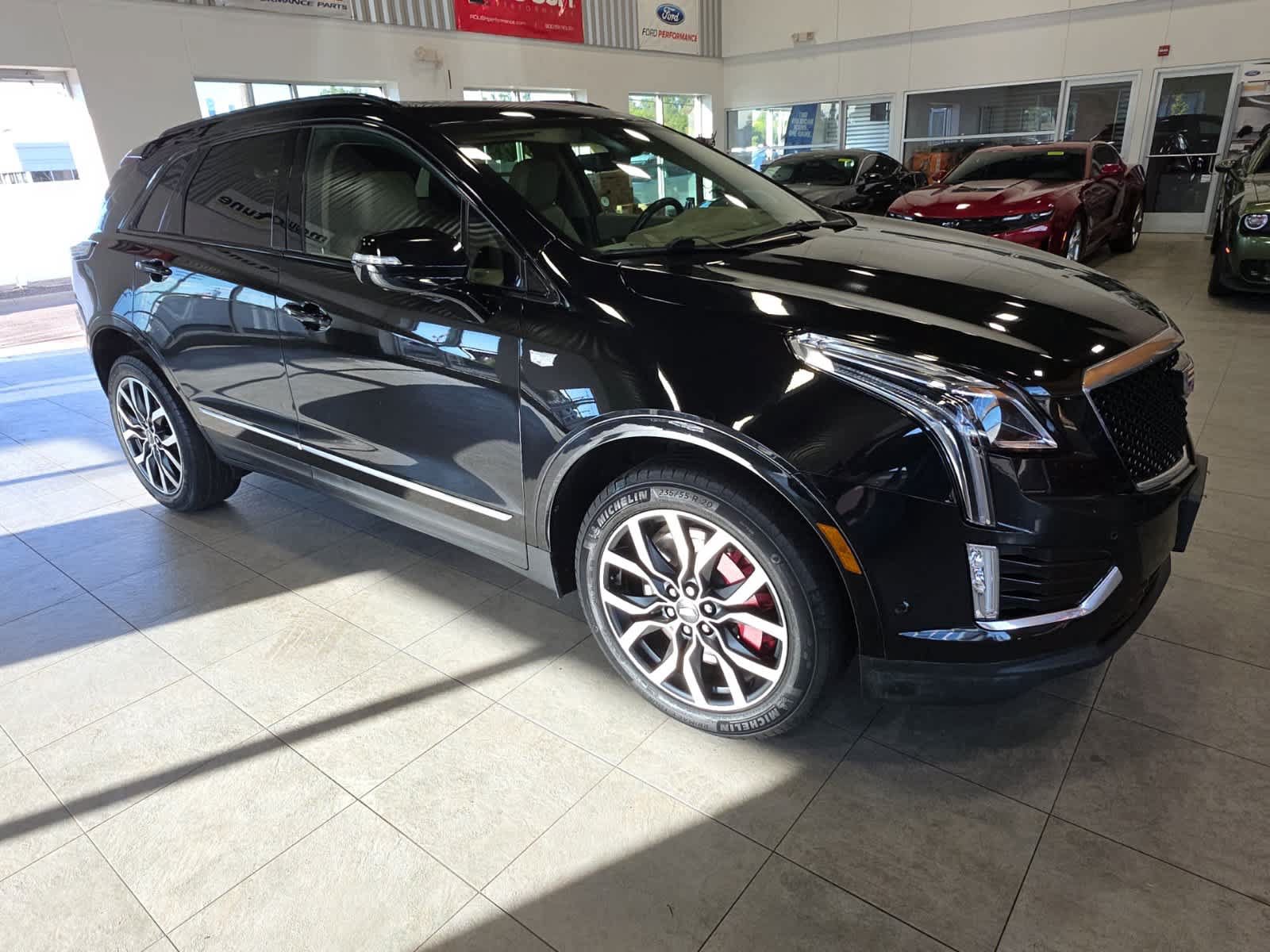 Used 2022 Cadillac XT5 Sportv w/ Platinum Package AWD/4WD image 4