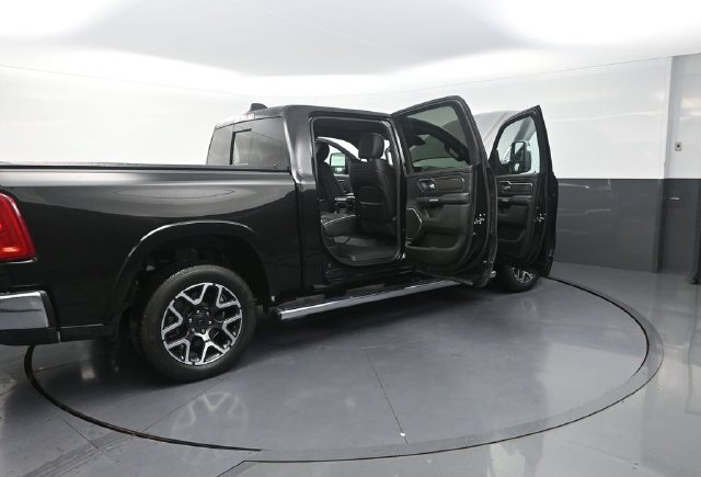 Used 2025 RAM 1500 Laramie w/ Trailer Tow Group AWD/4WD image 36