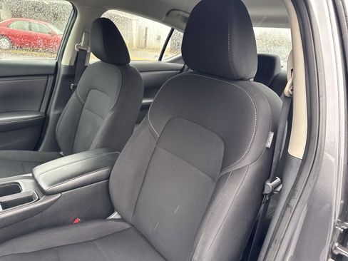 Used 2024 Nissan Sentra S image 14