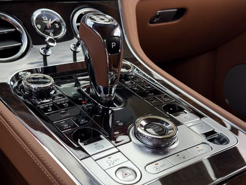 Used 2020 Bentley Continental GT image 60