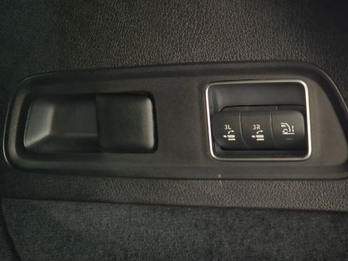 Used 2024 Mercedes-Benz GLS 450 GLS 450 image 23