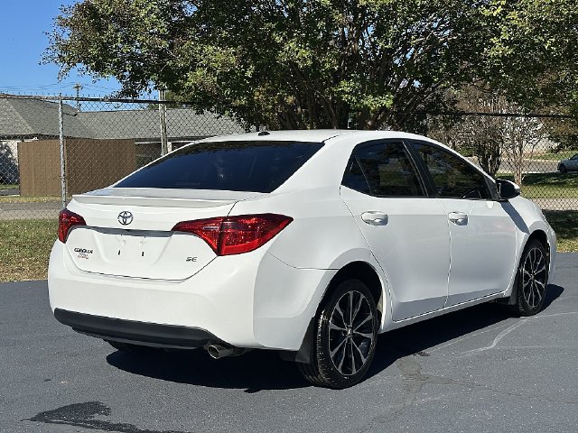Used 2017 Toyota Corolla SE w/ Carpet Mat Package (TMS) FWD image 8
