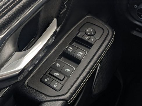 Used 2025 RAM 1500 Laramie image 20