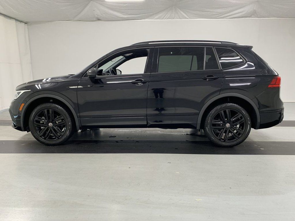 Used 2022 Volkswagen Tiguan SE R-Line AWD/4WD image 5