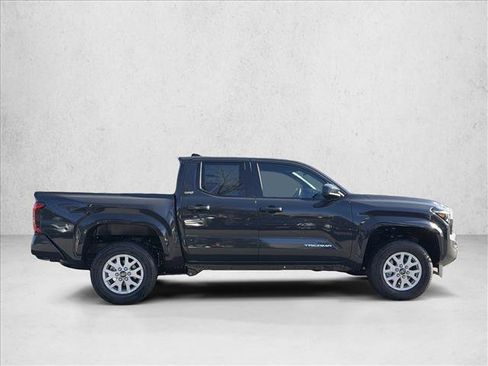 New 2025 Toyota Tacoma SR5 image 4