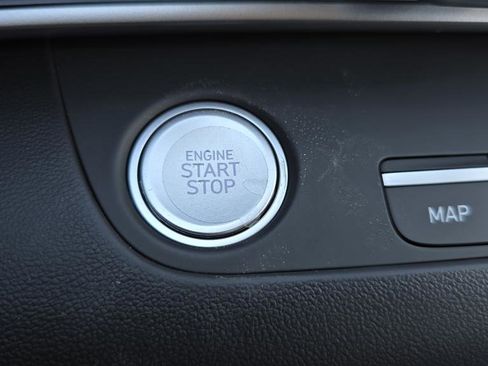 New 2026 Hyundai Elantra Limited FWD image 23