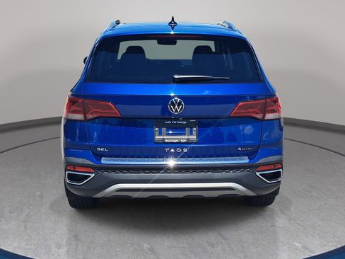 Used 2024 Volkswagen Taos SEL AWD/4WD image 6