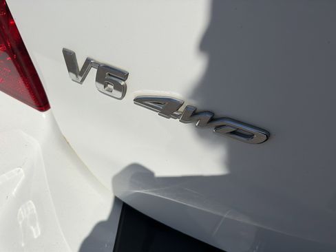 Used 2003 Toyota Highlander 4WD V6 image 8
