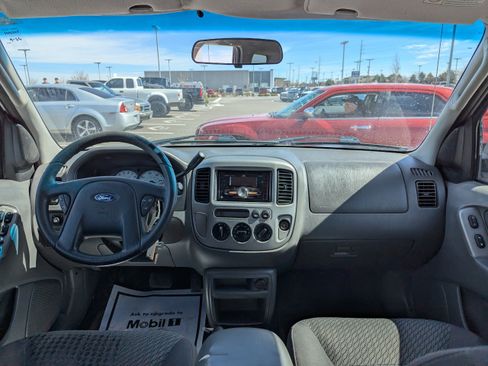 Used 2003 Ford Escape XLT FWD image 23