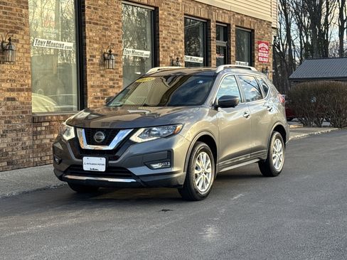 Used 2018 Nissan Rogue SV w/ Sun & Sound Touring Package image 1