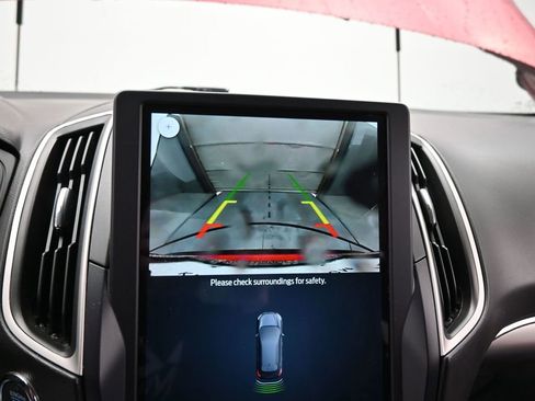 Used 2022 Ford Edge SEL w/ Convenience Package image 27