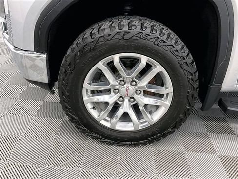Used 2021 GMC Sierra 1500 SLT w/ SLT Premium Package AWD/4WD image 10