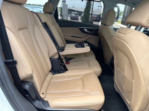 Used 2021 Audi Q7 3.0T Prestige w/ Prestige Package AWD/4WD image 14