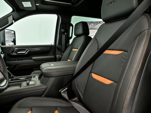 New 2026 GMC Sierra 2500 AT4 w/ AT4 Premium Plus Package image 10