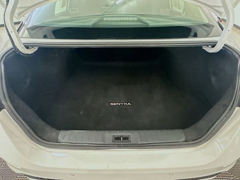 Used 2024 Nissan Sentra SV image 29