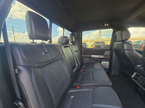 Used 2025 Ford F250 Platinum w/ FX4 Off-Road Package AWD/4WD image 57