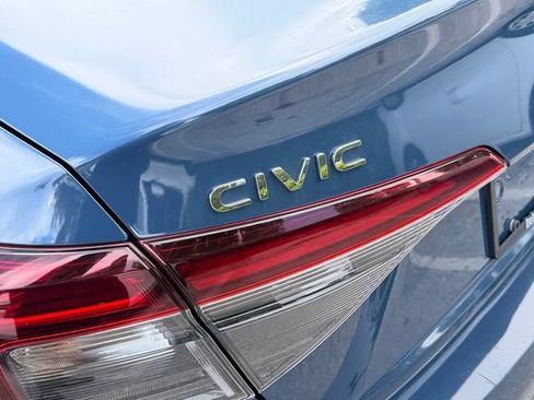 Used 2025 Honda Civic Sport image 16