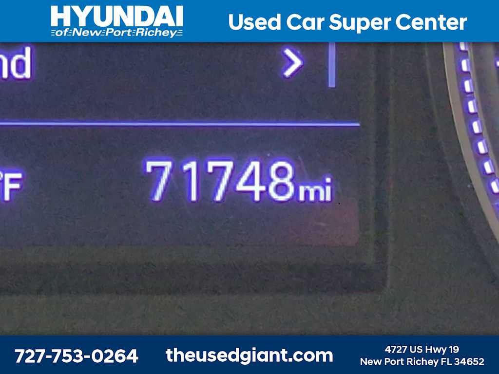 Used 2019 Hyundai Santa Fe SE FWD image 27