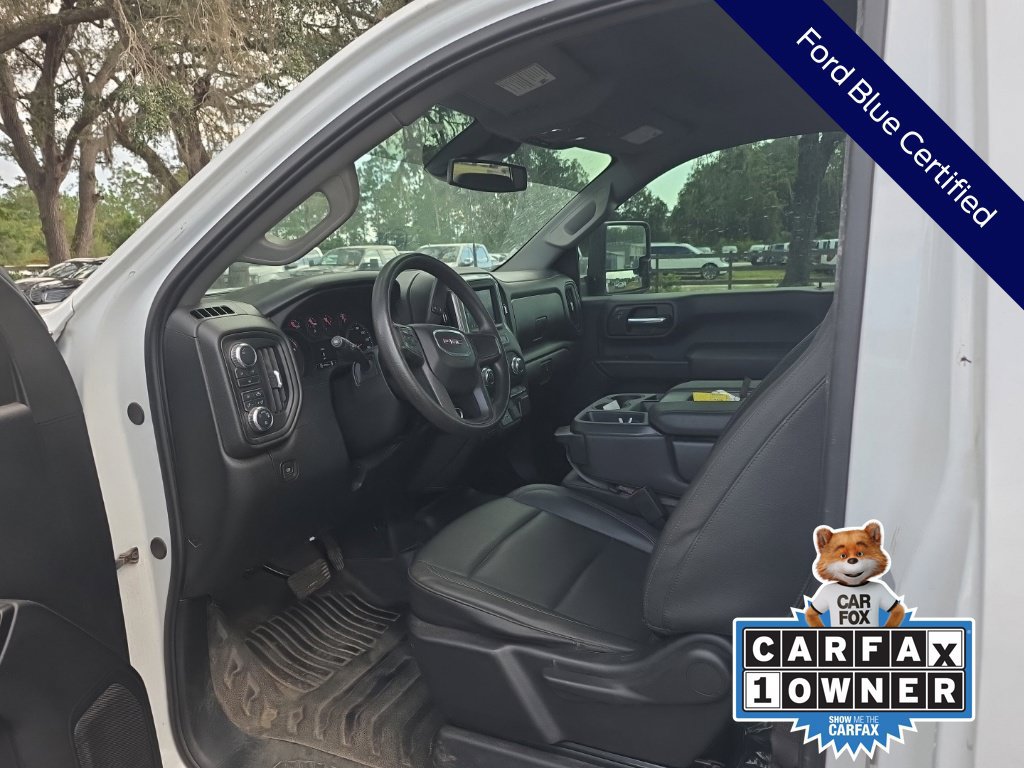 Used 2024 GMC Sierra 3500 Pro AWD/4WD image 9