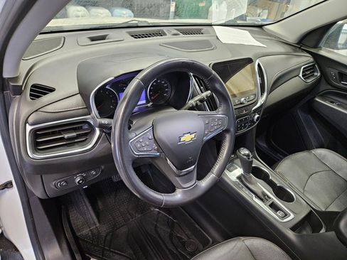 Used 2021 Chevrolet Equinox Premier AWD/4WD image 14