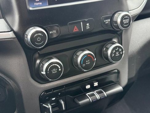Used 2022 RAM 2500 Big Horn AWD/4WD image 27